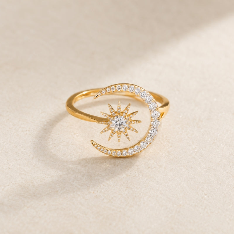 Anillo majestuoso de luna con circonita