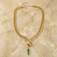 Collar dorado de serpiente lujoso