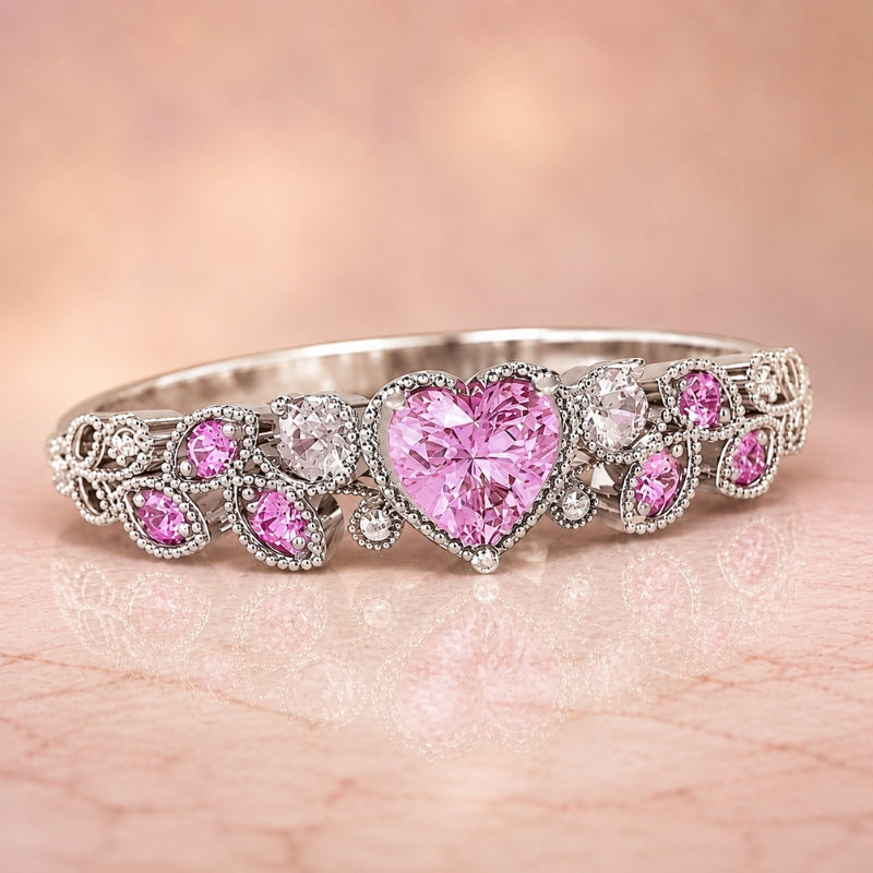 Anillo con piedra de corte corazón