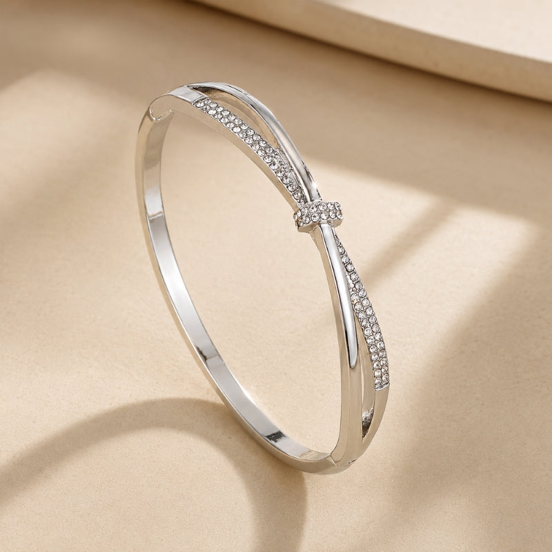 Pulsera minimalista de nudo de lujo – imagen 2
