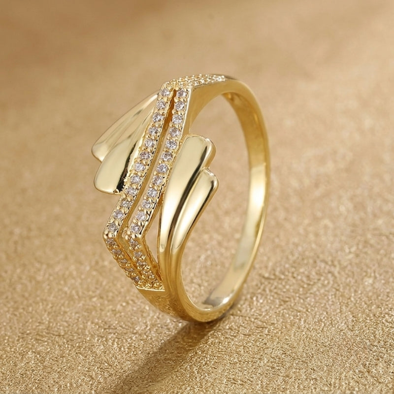 Anillo prestigioso con cruz geométrica