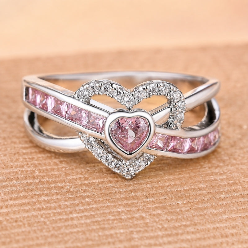 Anillo de corazón brillante de circonita