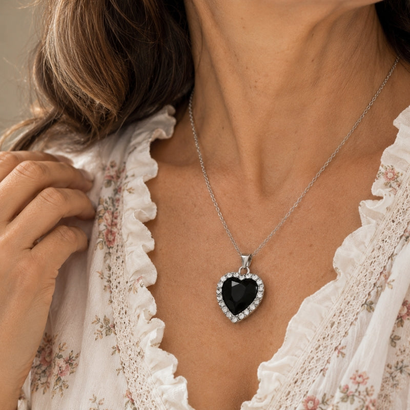 Collar Elite de cristal con dije