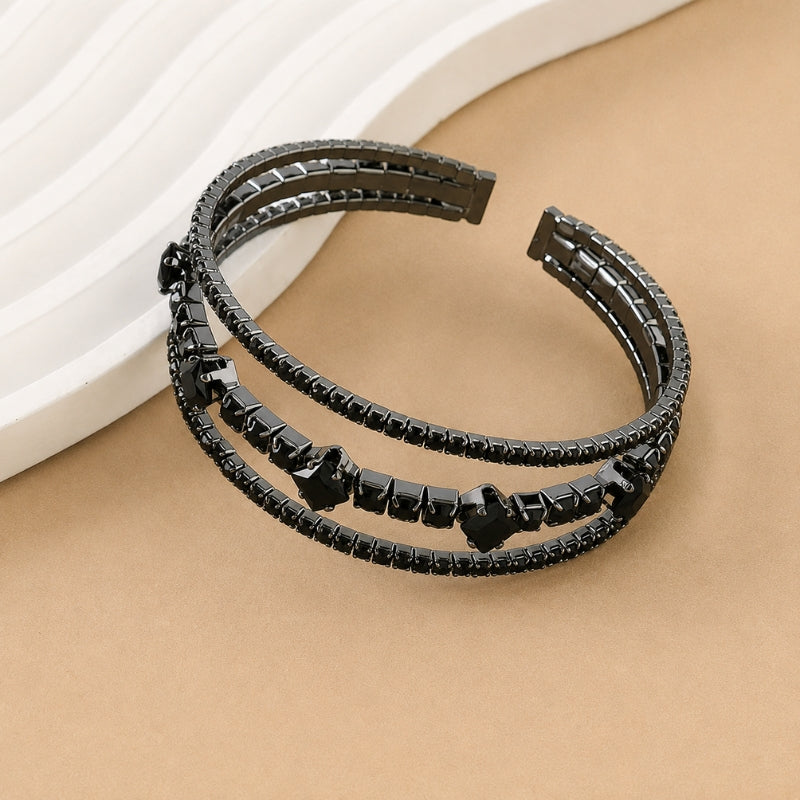 Pulsera negra majestuosa de circonita