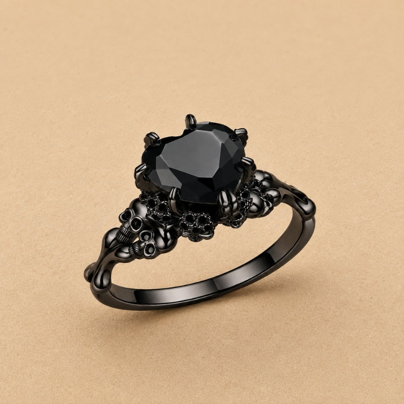 Anillo de piedra negra atemporal