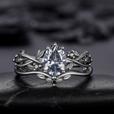 Anillo Grace de talla pera con enredadera – imagen 2