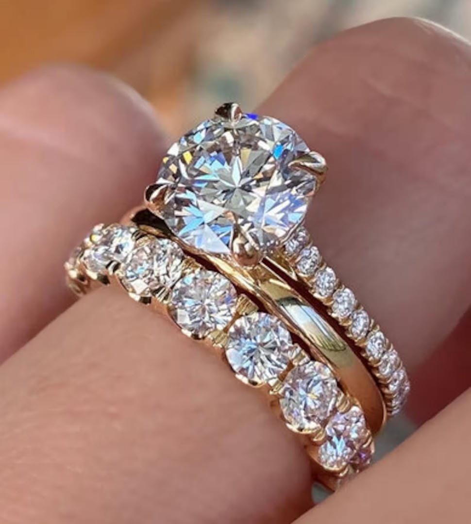 Conjunto de anillos vintage luminosos — Carmen, Lucía & Rocío