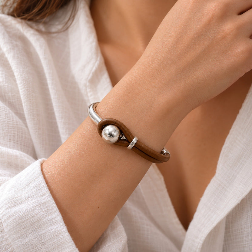Pulsera vintage de corazón marrón