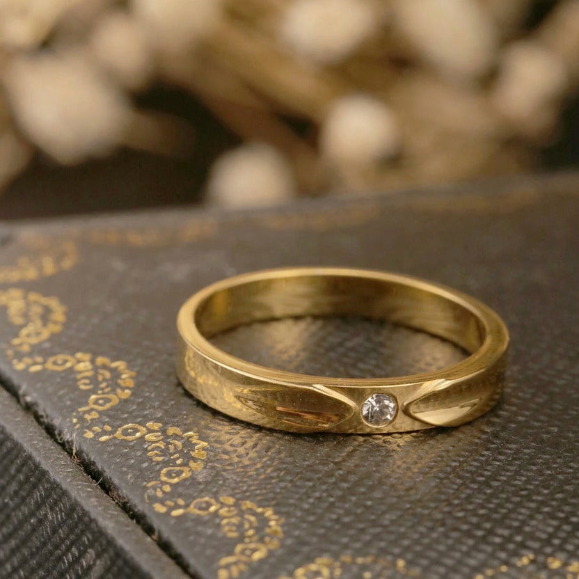 Anillo exquisito de doble flecha con strass