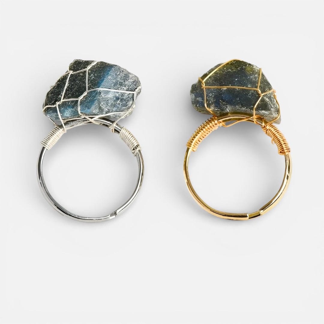 Anillos de oro con cristal en bruto envuelto en alambre – imagen 6