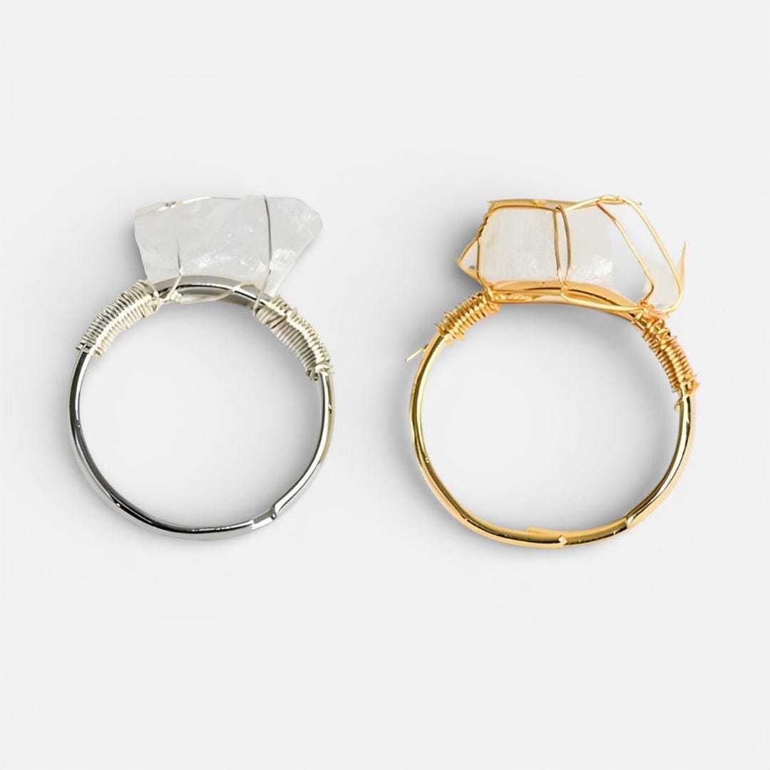 Anillos de oro con cristal en bruto envuelto en alambre – imagen 4