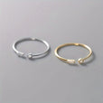 Anillo minimalista de banda con circonita – imagen 3
