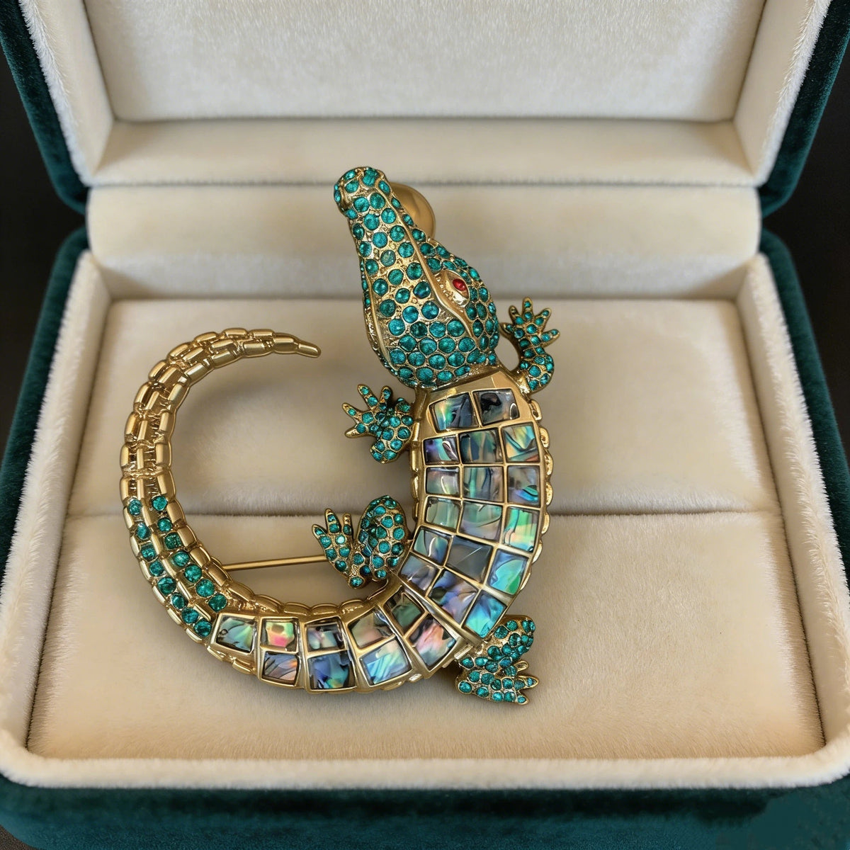 Broche Geco Azul — Carmen, Lucía & Rocío