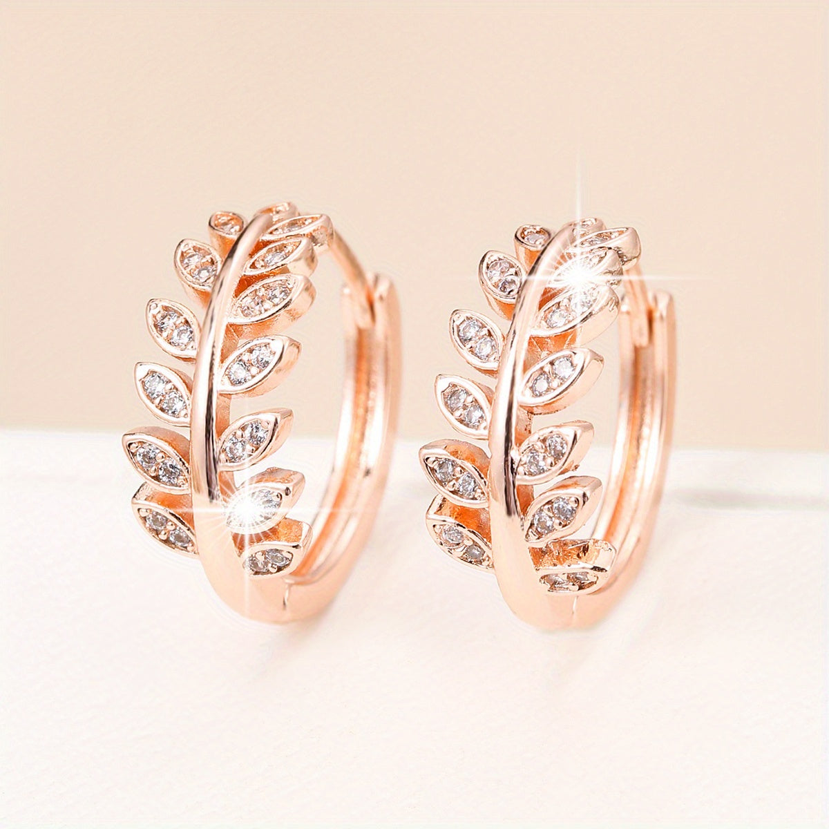 Pendientes de moda con hoja de circonita incrustada – imagen 2