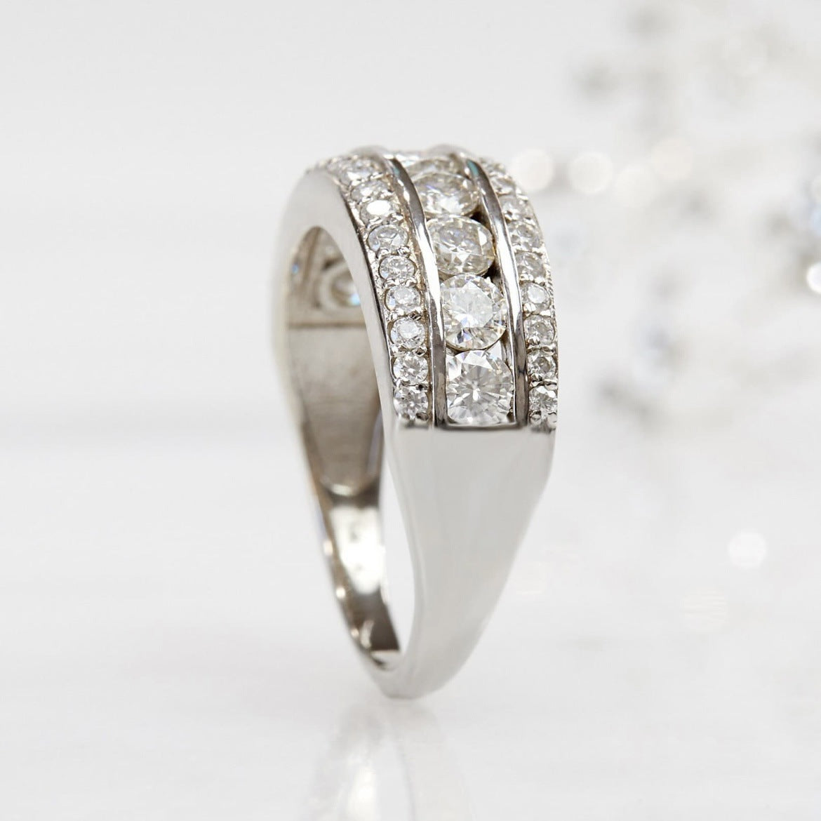 Anillo elegante de plata con piedra – imagen 2