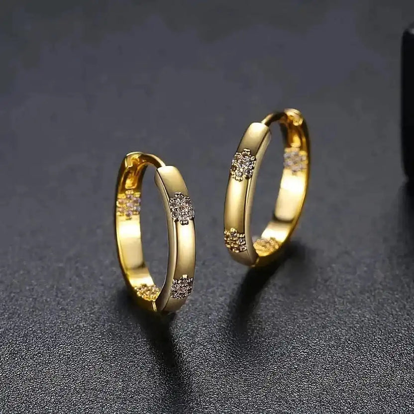Pendientes vintage dorados con flor