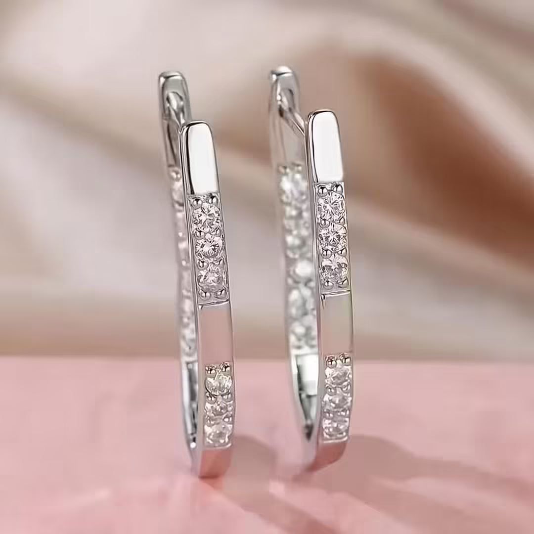 Pendientes sofisticados con circonitas