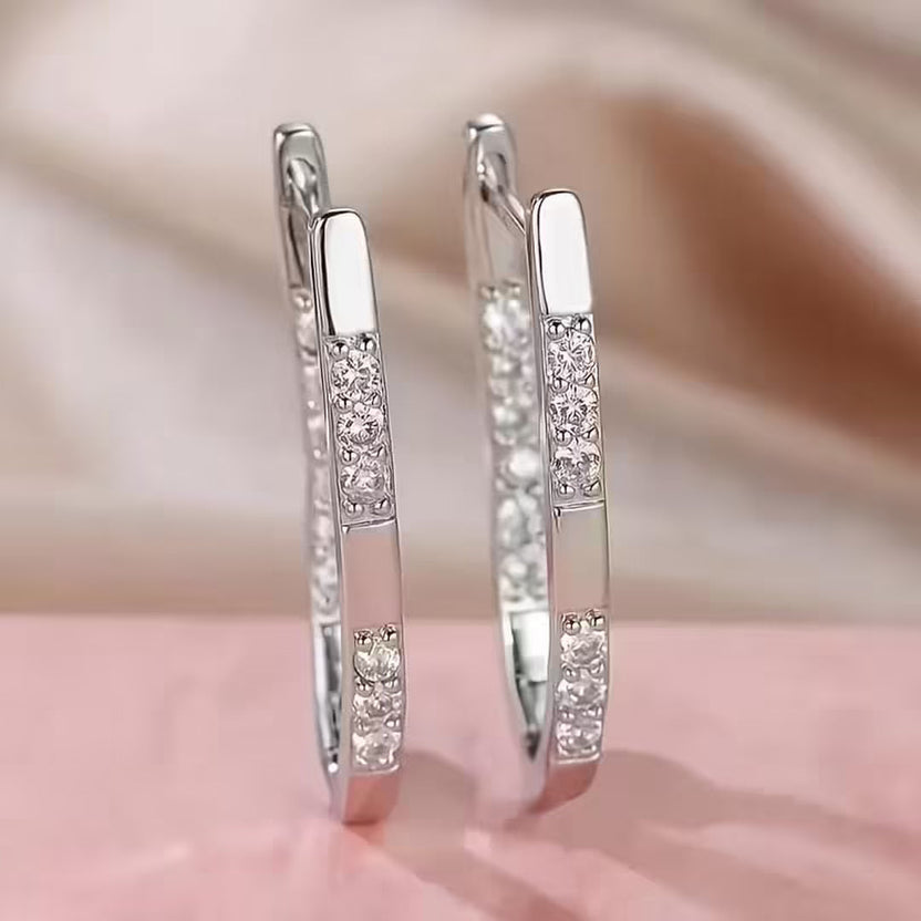 Pendientes sofisticados con circonitas