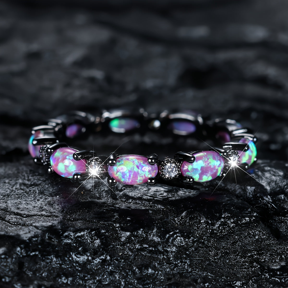 Anillo Eternidad de ópalo negro y rosa — Carmen, Lucía & Rocío