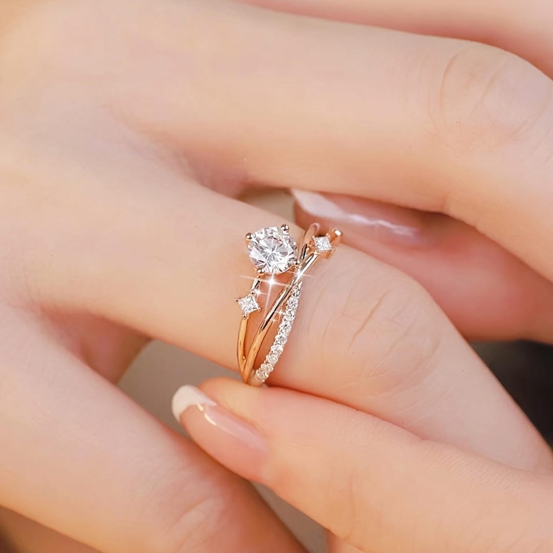 Anillo cruzado redondo de cristal, pieza statement – imagen 3