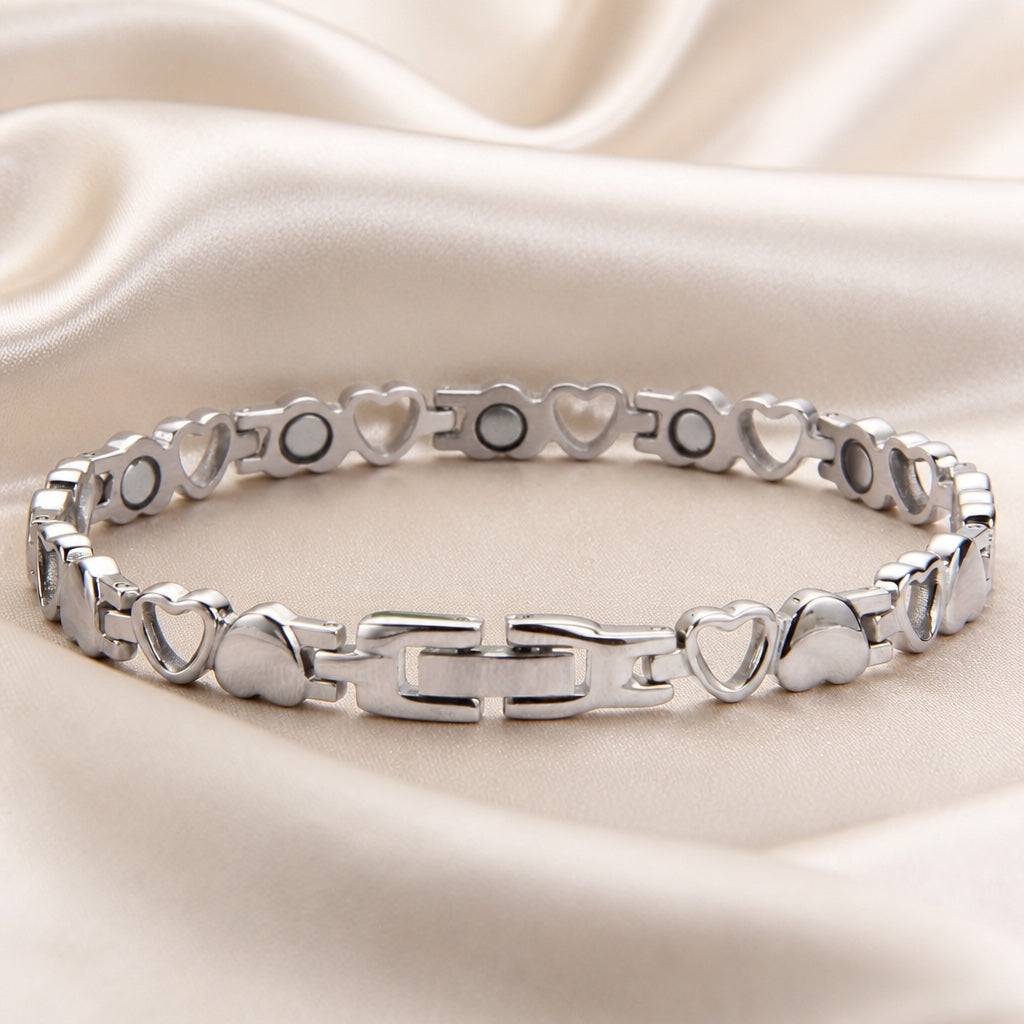 Pulsera elegante de oro blanco con corazón