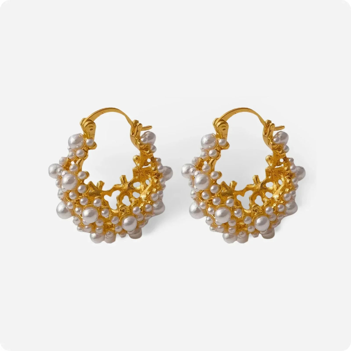 Pendientes de flor con perlas de Carmen, Lucía & Rocío