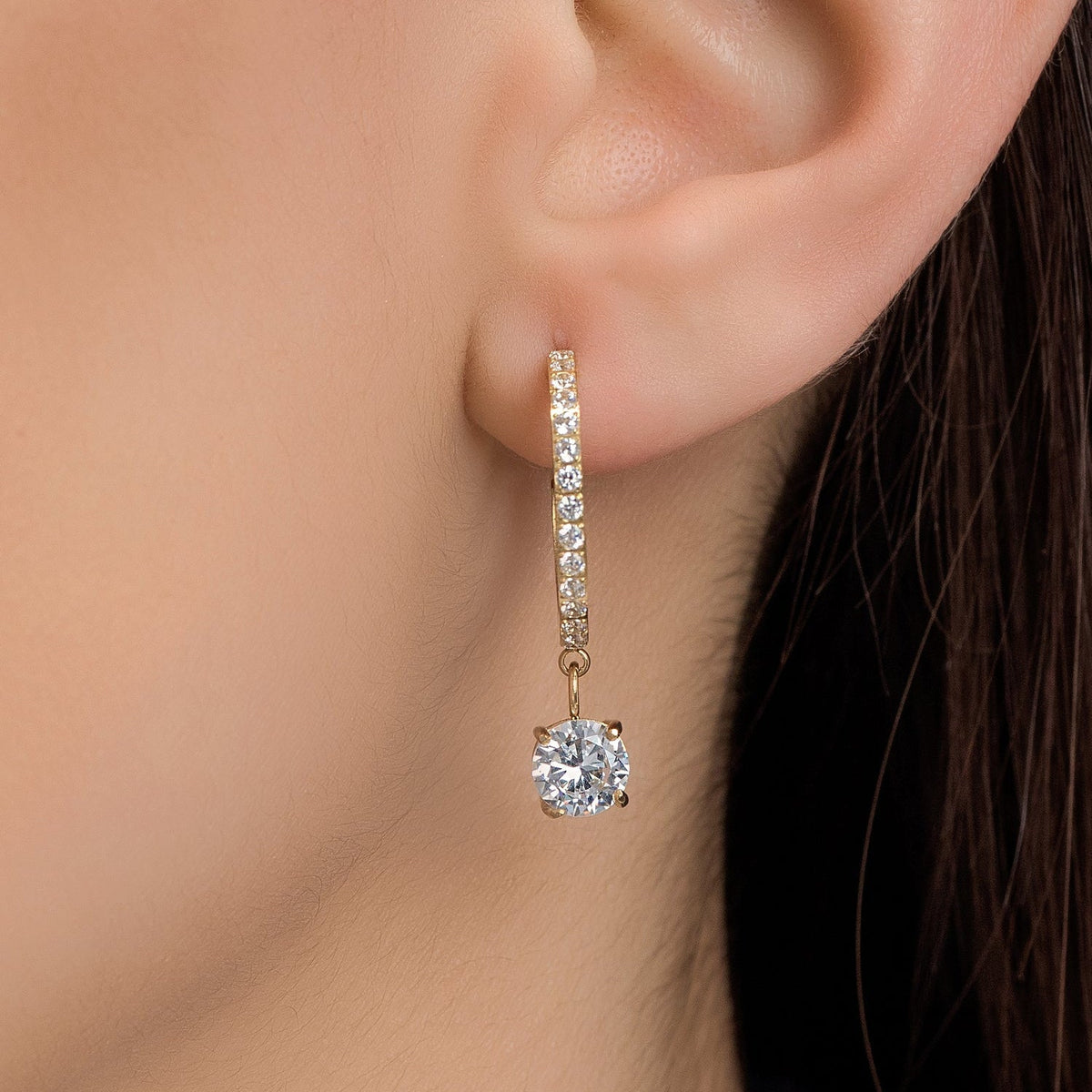 Pendientes de moissanita talla redonda en oro blanco – imagen 4