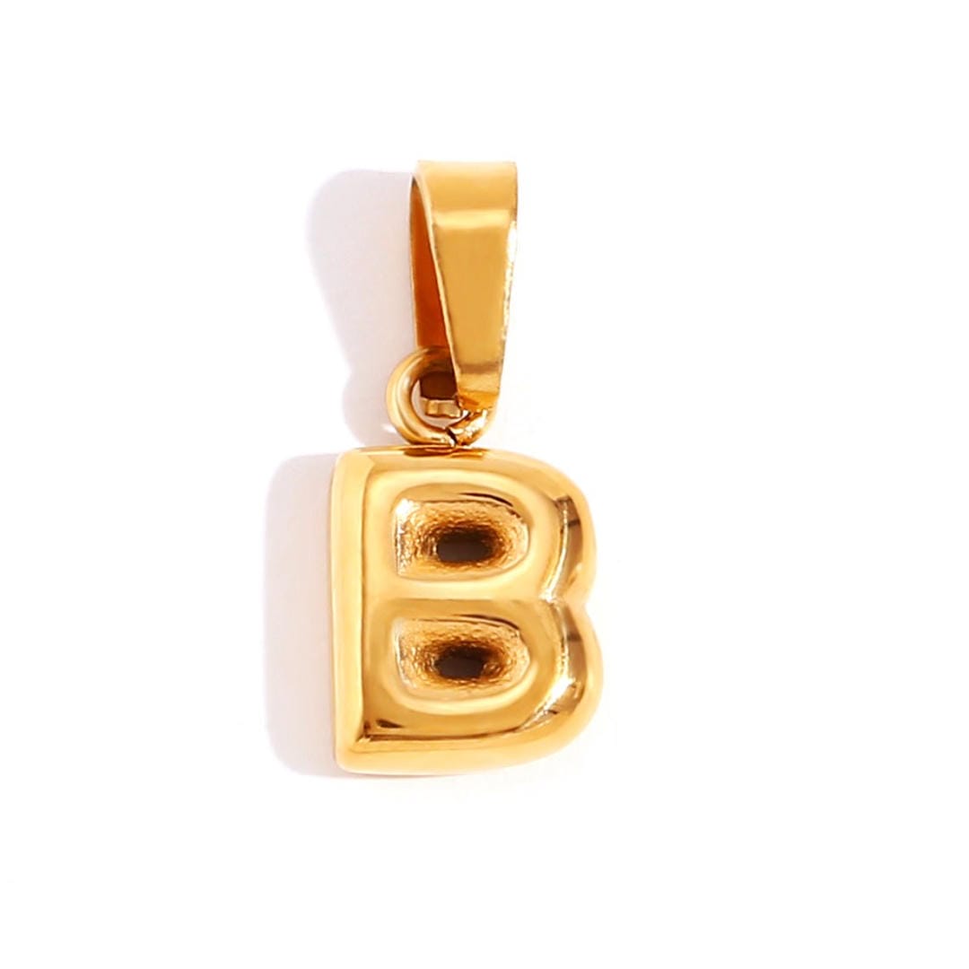Collar de tendencia con colgante de letra en burbuja — Carmen, Lucía & Rocío