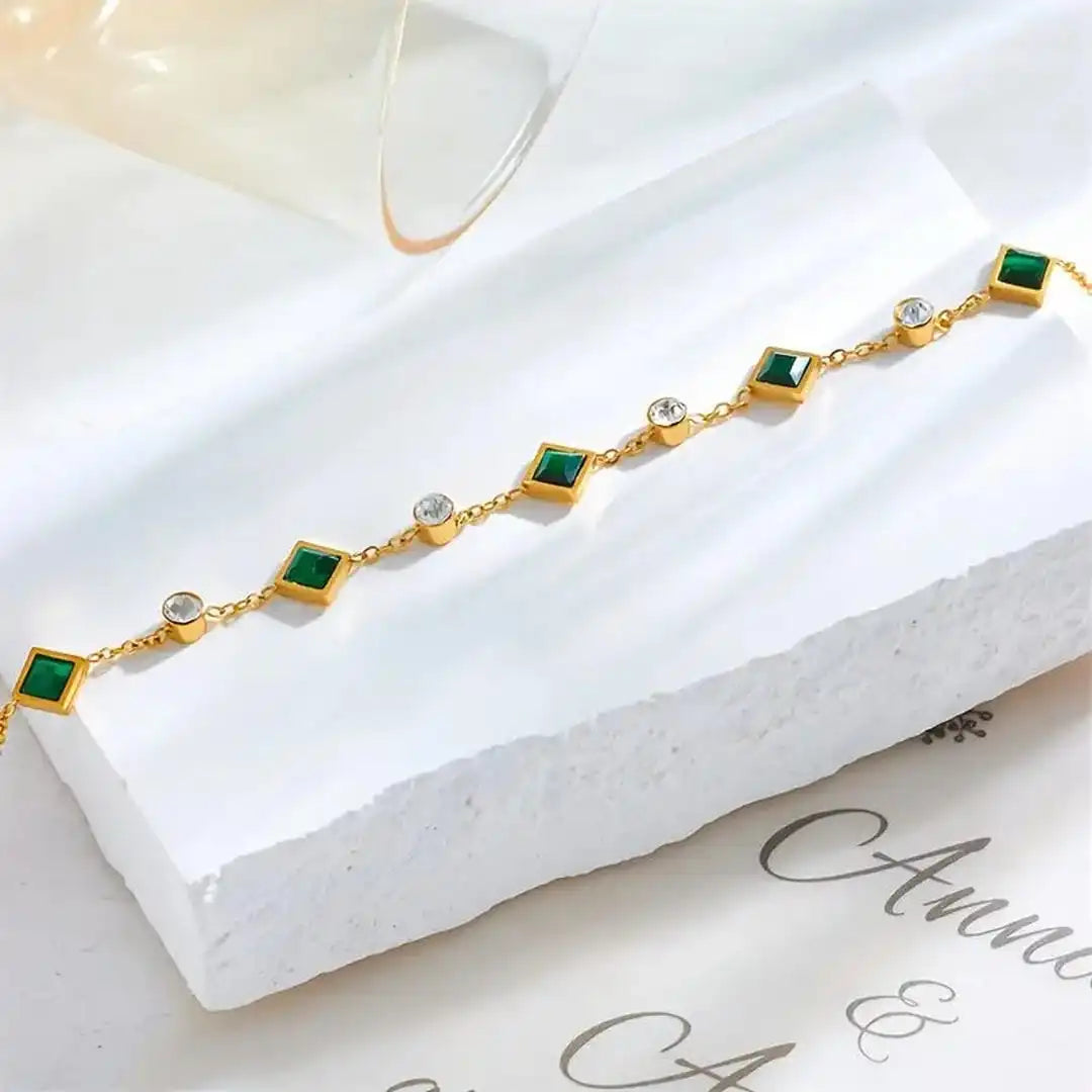 Pulsera elegante de esmeralda con eslabones cuadrados – imagen 2
