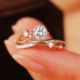 Anillo cruzado redondo de cristal, pieza statement – imagen 2