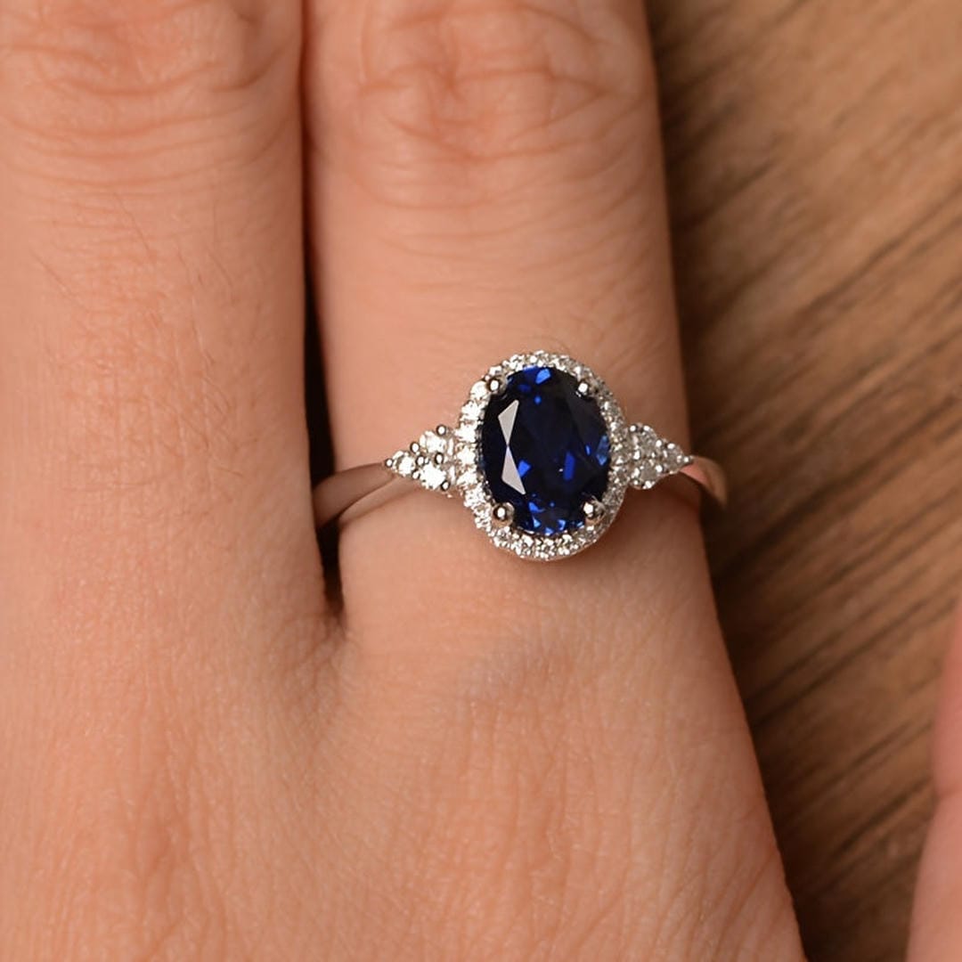 Anillo ovalado de zafiro Majestad de medianoche – imagen 3