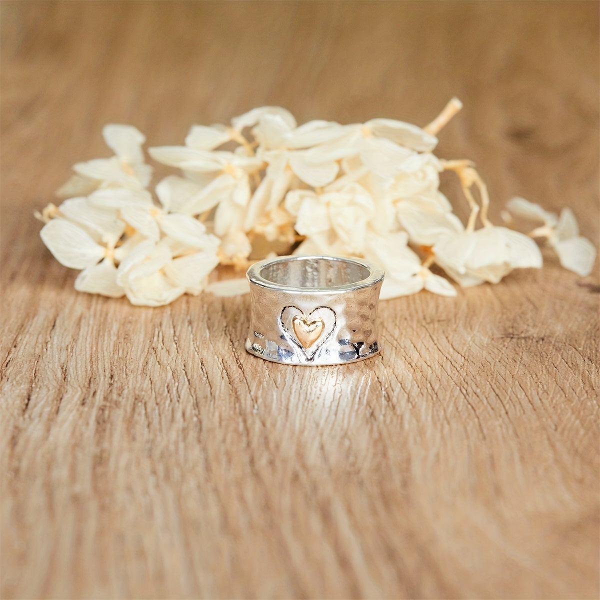 Anillo retro de corazón plateado bicolor – imagen 2