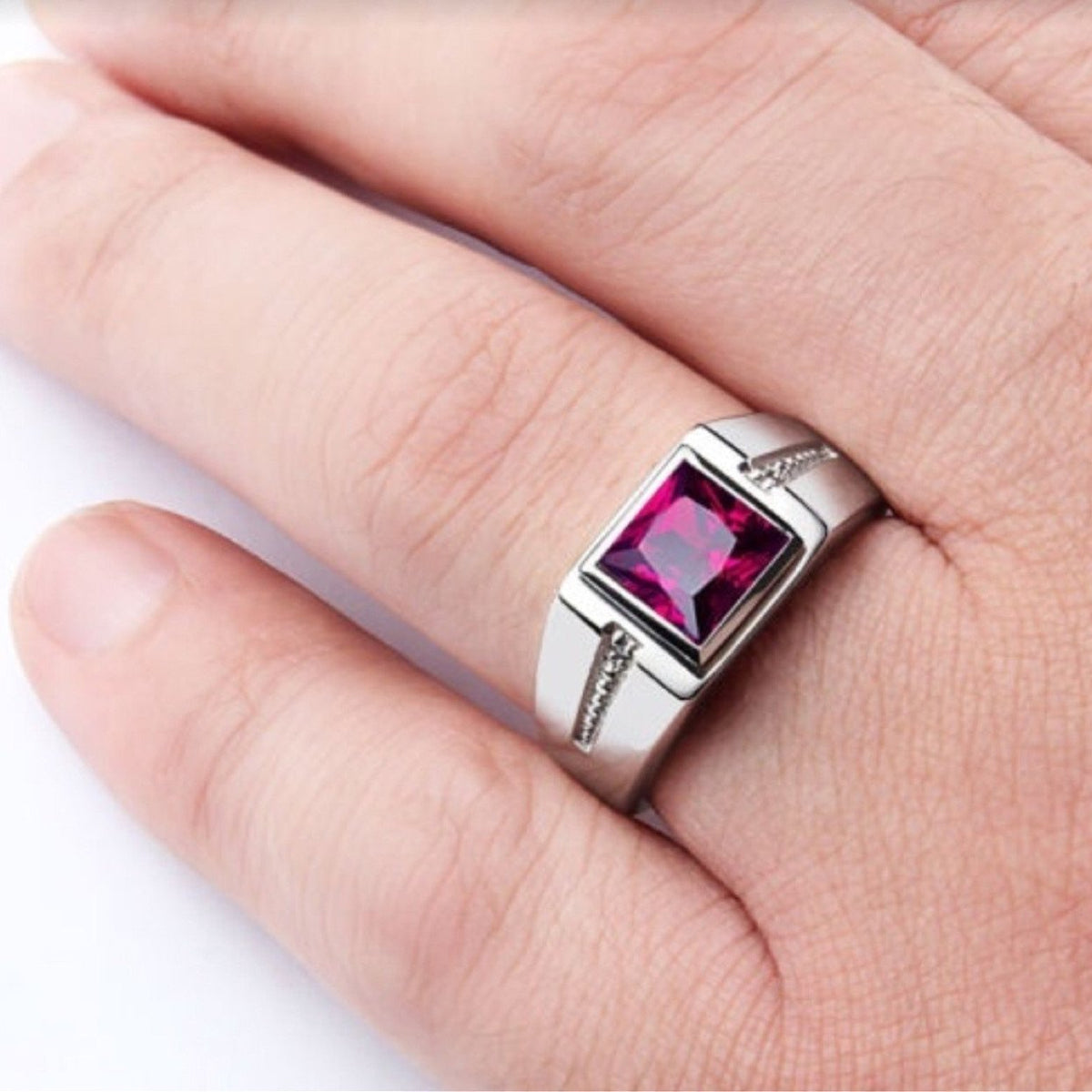Anillo vintage con cristal cuadrado – imagen 3
