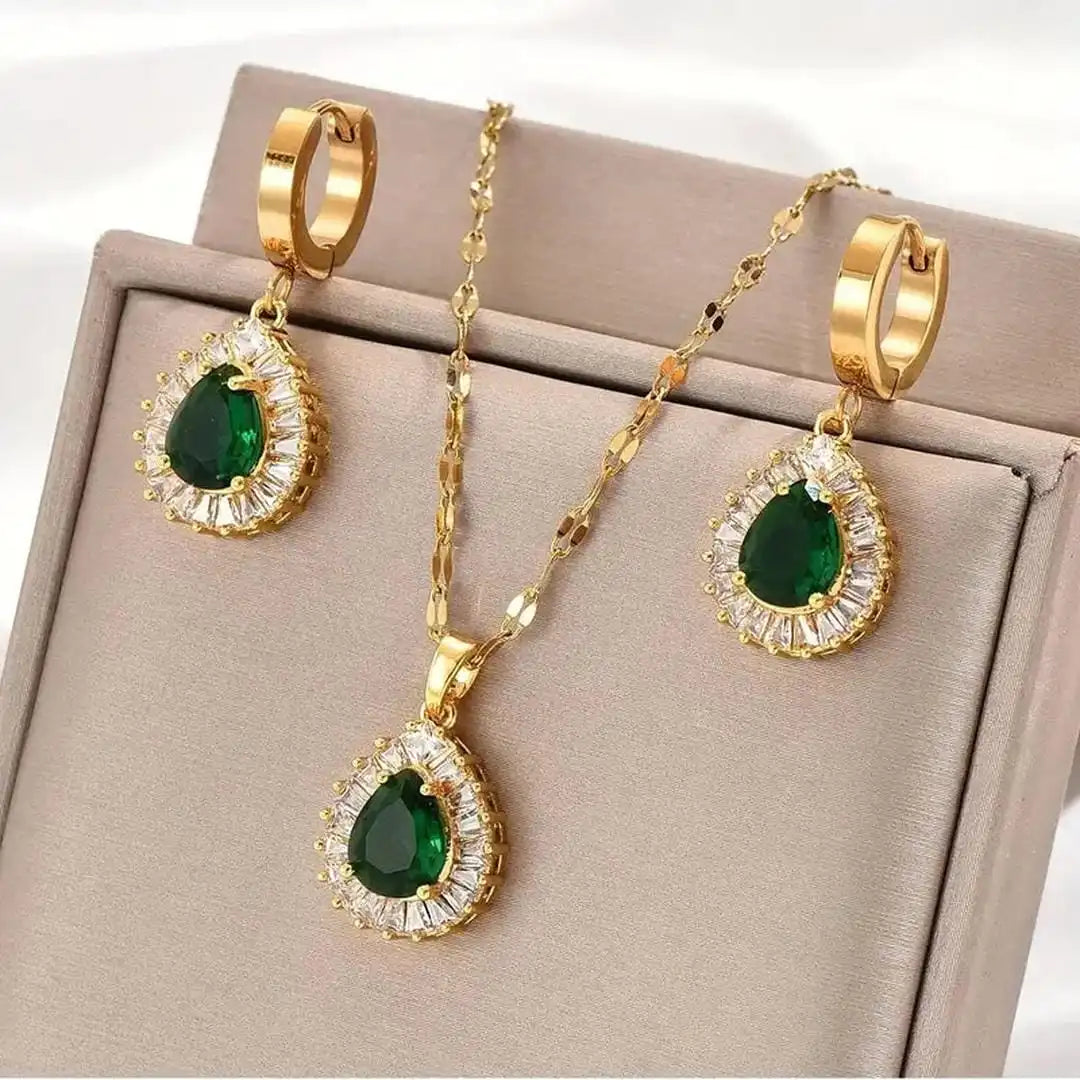 Conjunto de gota de pera esmeralda — Carmen, Lucía & Rocío