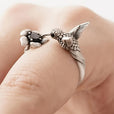 Anillo ajustable con colibrí y piedra floral – imagen 2