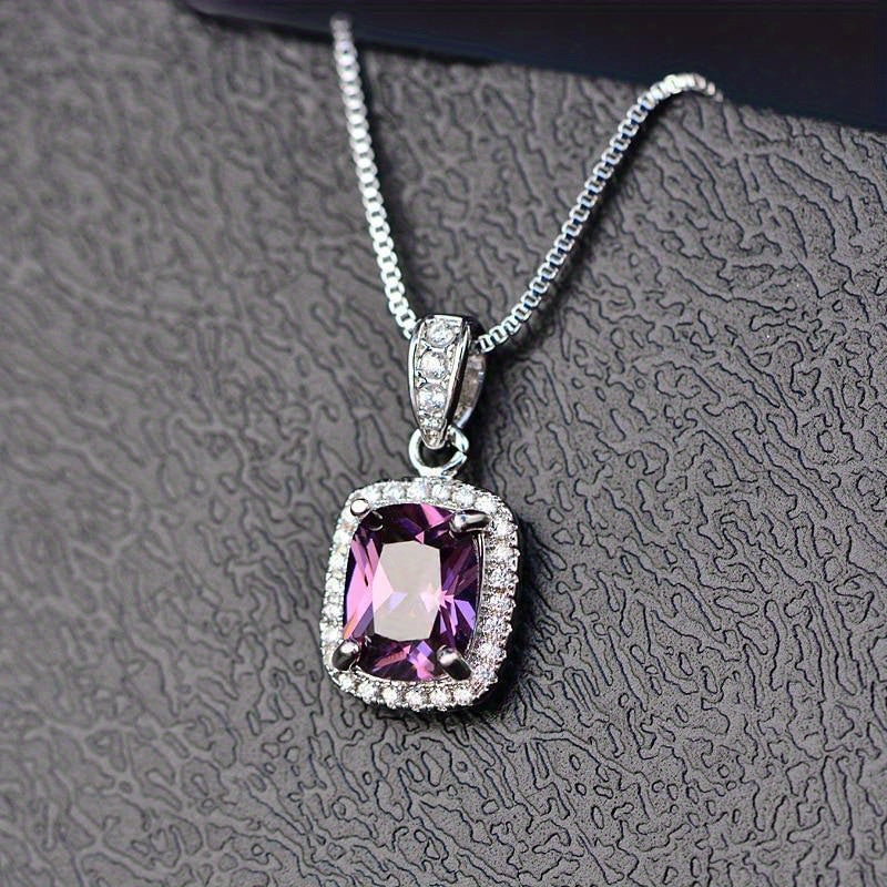Collar con colgante halo de talla cojín – imagen 2