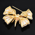 Broche Flor de Libélula — Carmen, Lucía & Rocío