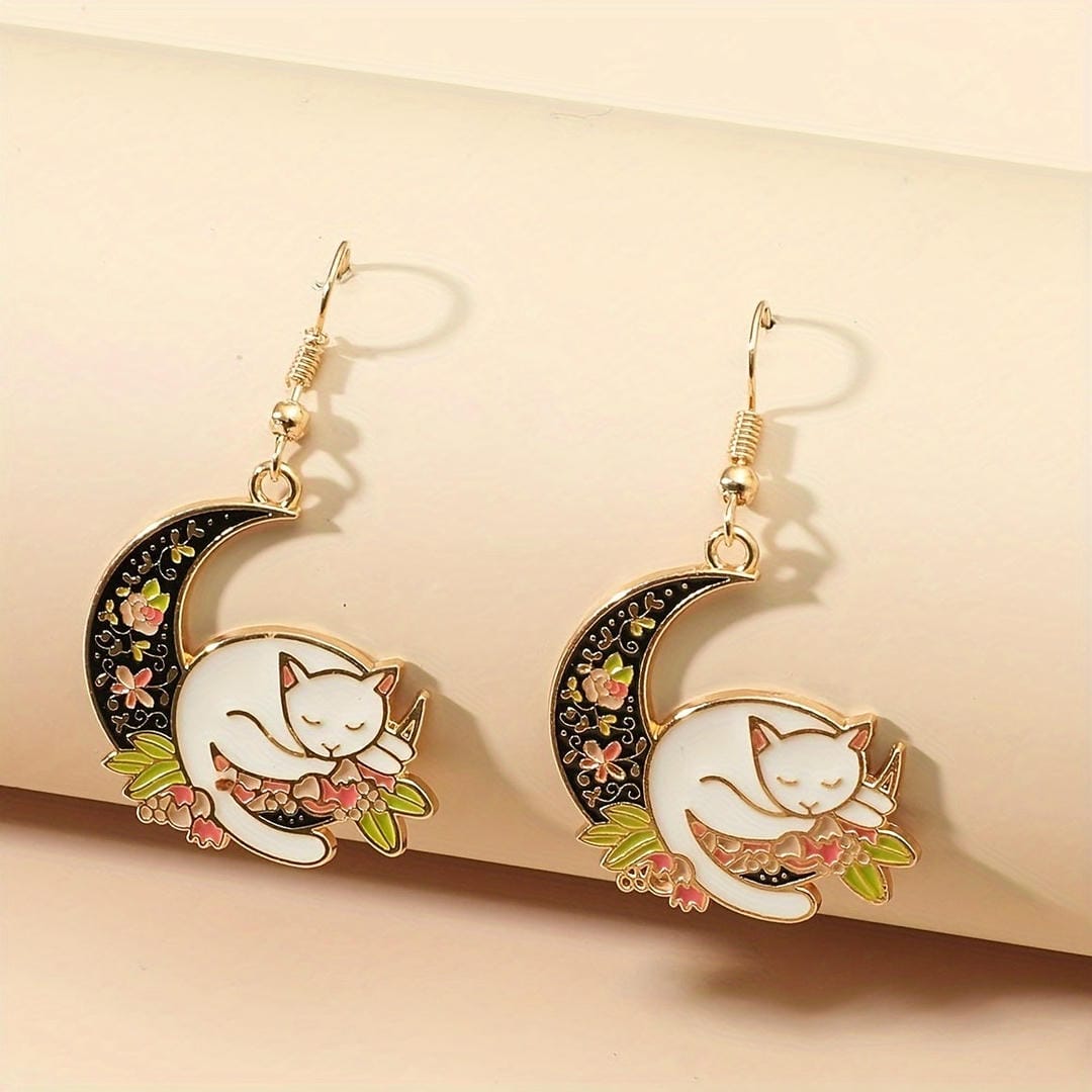Pendientes largos de gato durmiendo y luna
