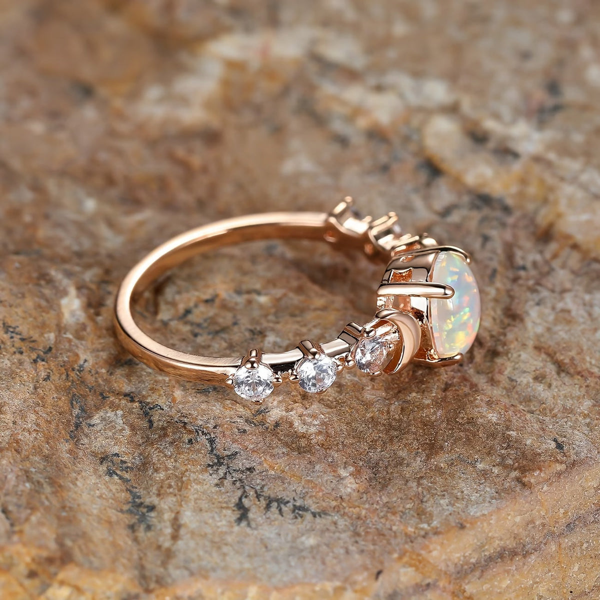 Anillo luna creciente de ópalo | Oro rosa – imagen 3