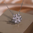Collar luminoso con colgante de flor – imagen 2