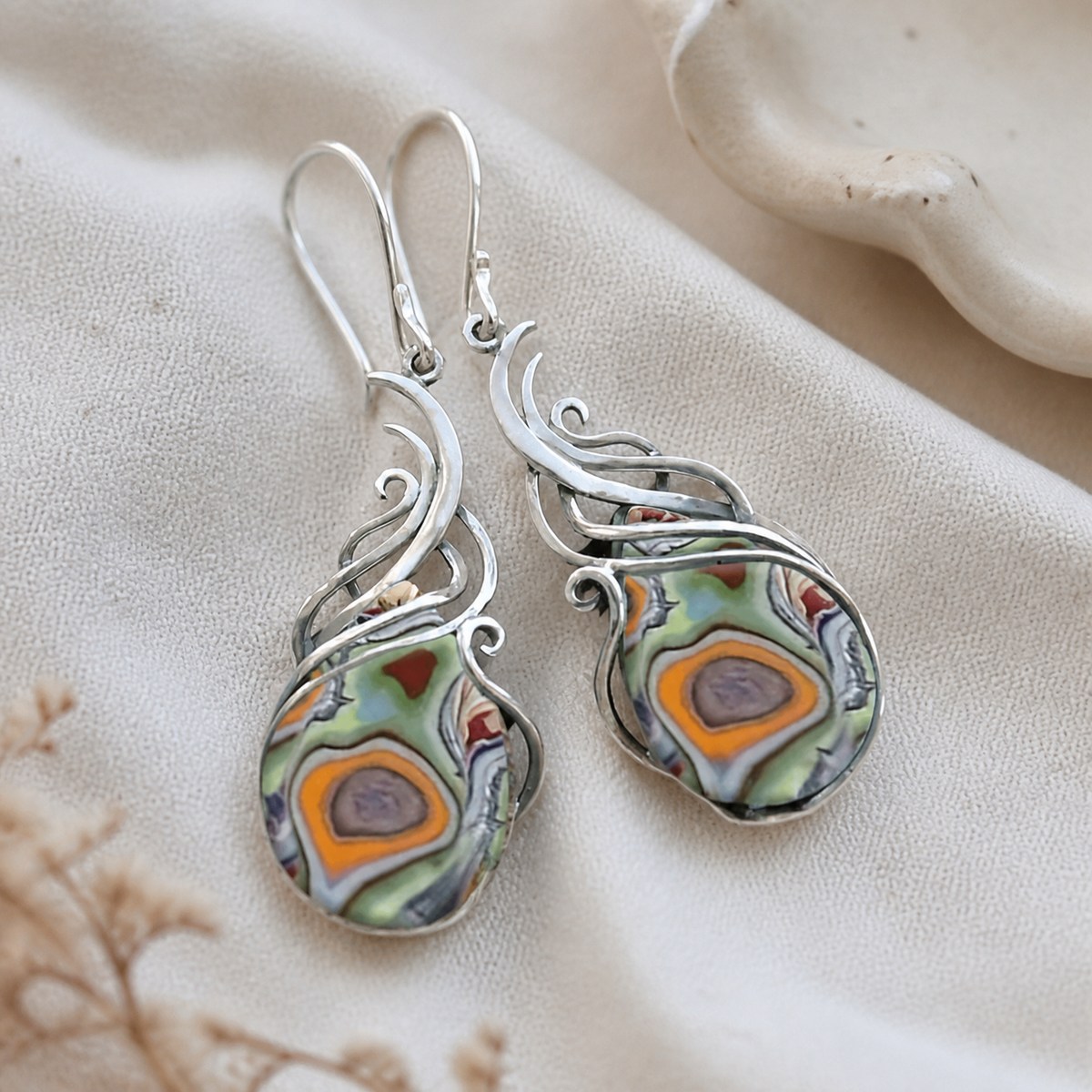 Pendientes bohemios de turquesa en espiral