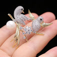 Broche de tórtolas encantadas – imagen 2