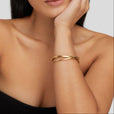 Pulsera curva dorada – imagen 3