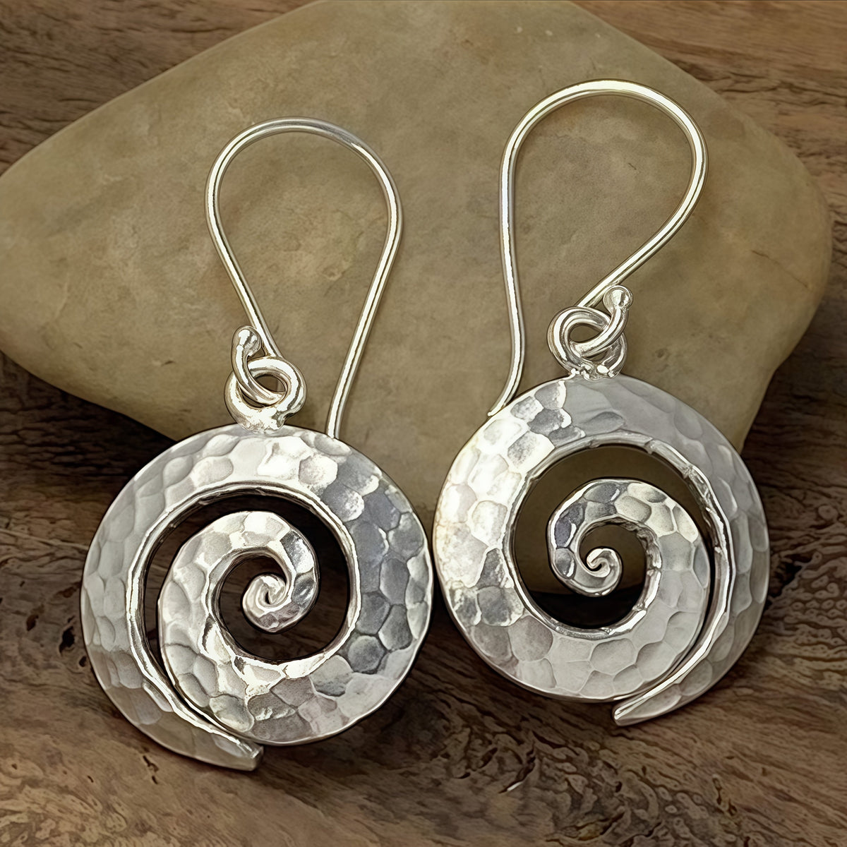 Pendientes espirales vintage hechos a mano – imagen 2