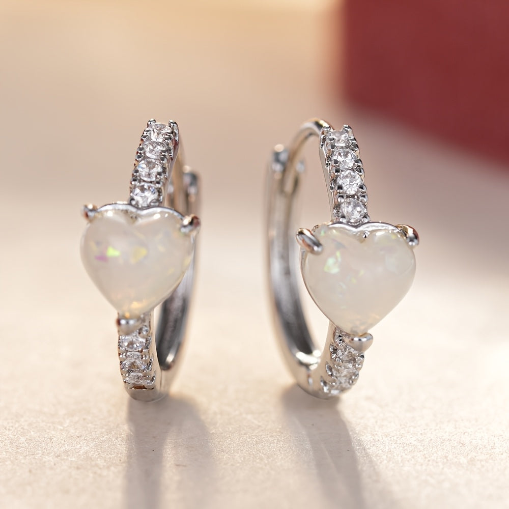 Pendientes delicados de ópalo en forma de corazón – imagen 2