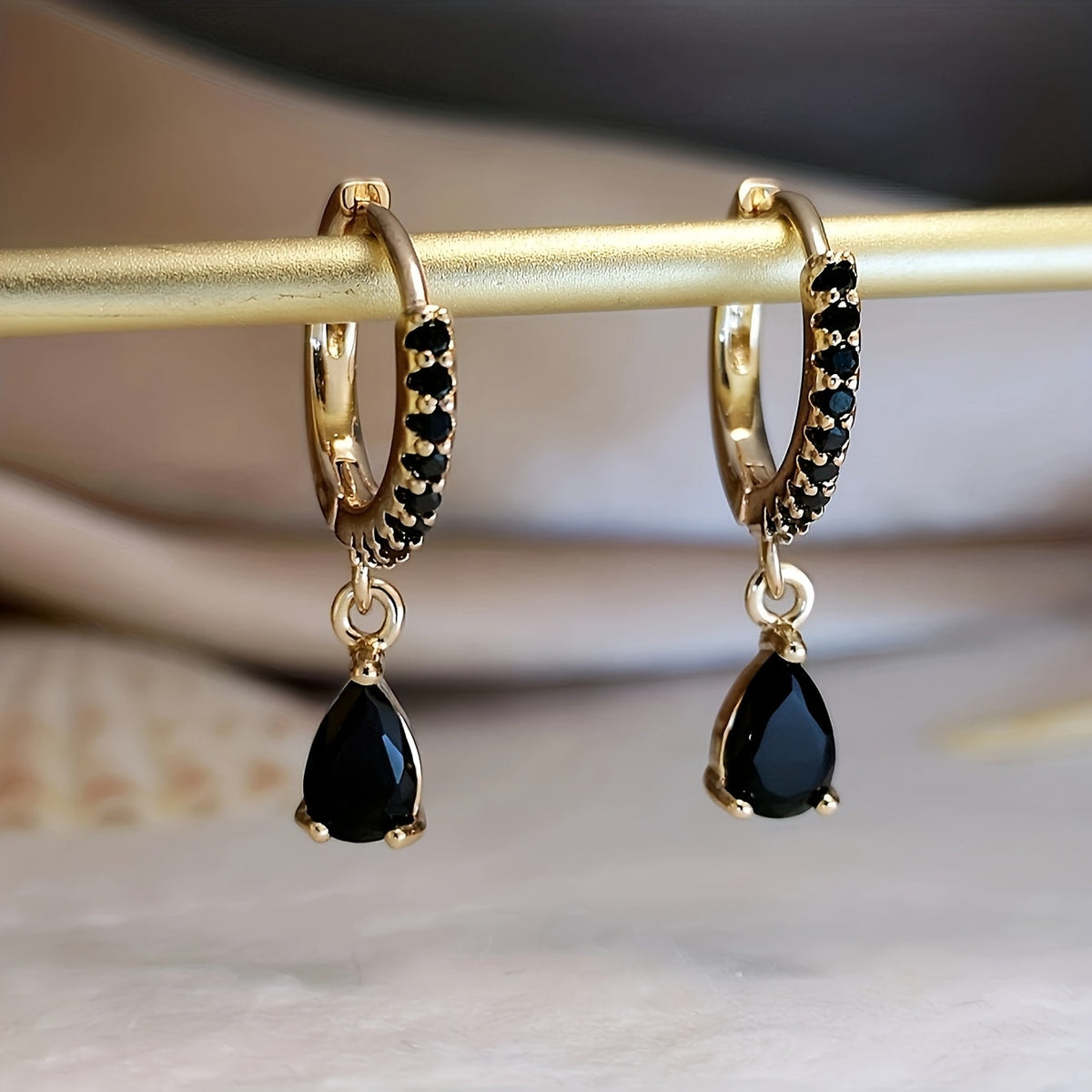 Pendientes con estilo ónix exquisito