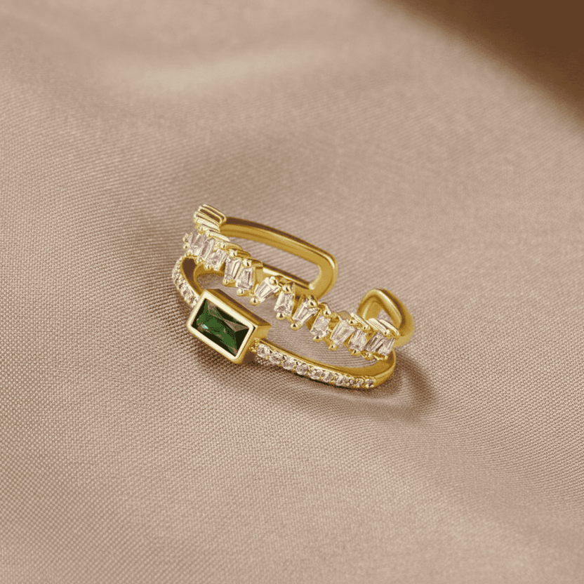 Anillo ajustable de circonita verde bosque
