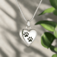 Collar urna conmemorativo para mascotas con colgante de corazón y huellas grabadas