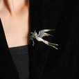 Broche de golondrina dorada – imagen 3