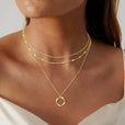 Collar clásico dorado de capas con colgante – imagen 2